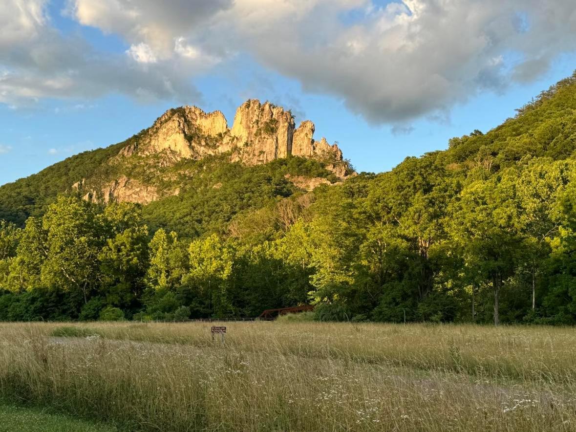 Willa The Renovated Barn At Seneca Rocks Zewnętrze zdjęcie